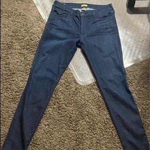 TRUE RELIGION HALLE MID RISE SUPER SKINNY JEANS. DARK BLUE